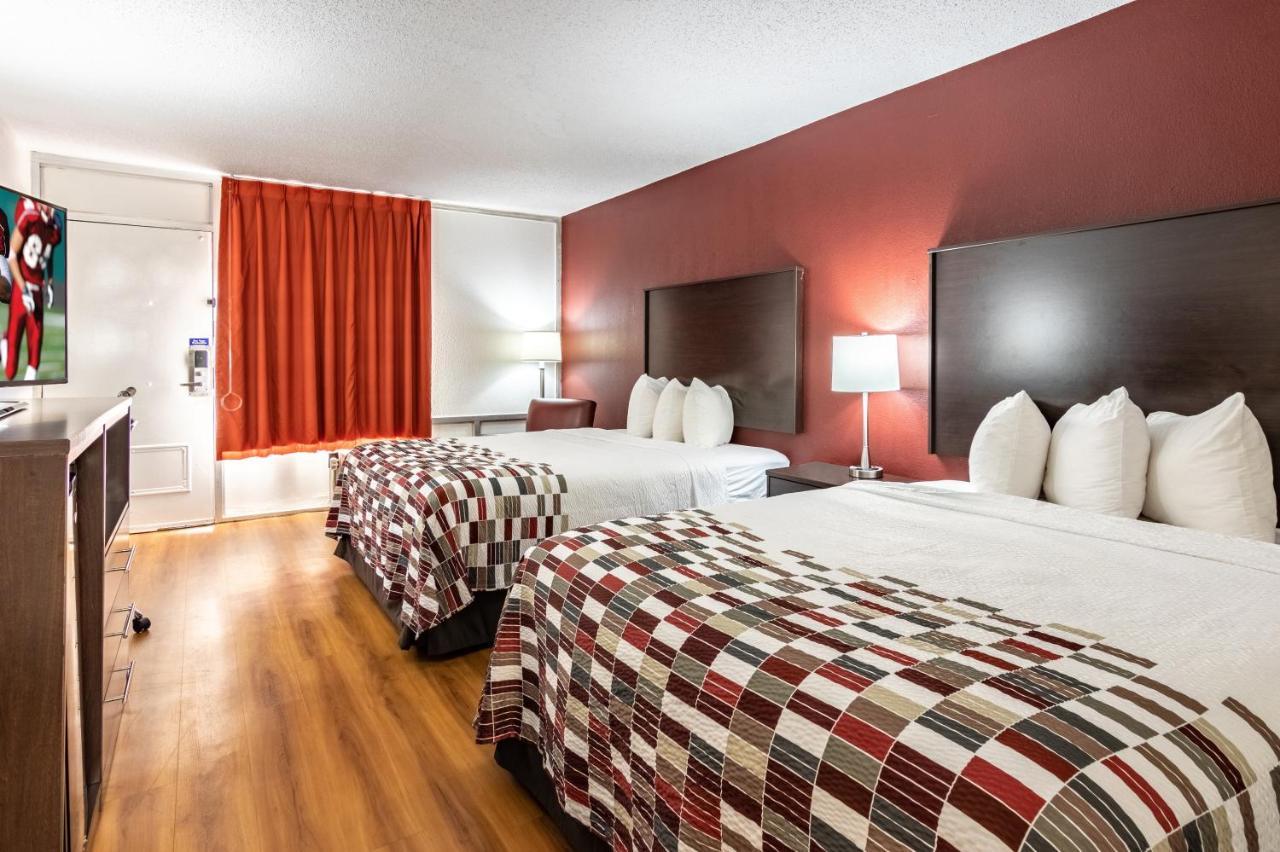 Red Roof Inn Форсайт Экстерьер фото