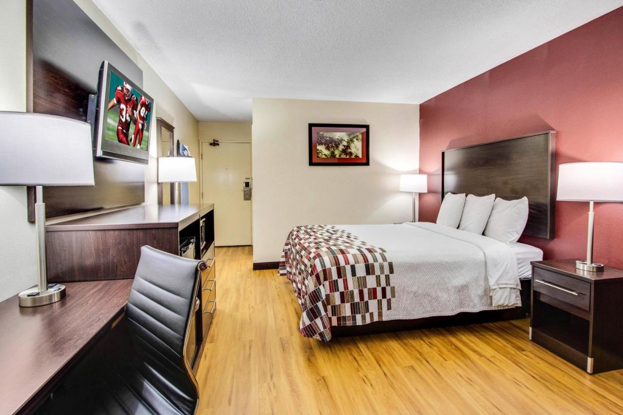 Red Roof Inn Форсайт Экстерьер фото