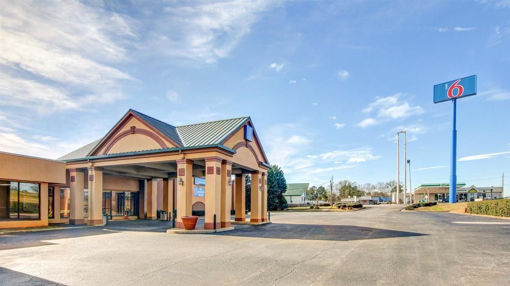 Red Roof Inn Форсайт Экстерьер фото