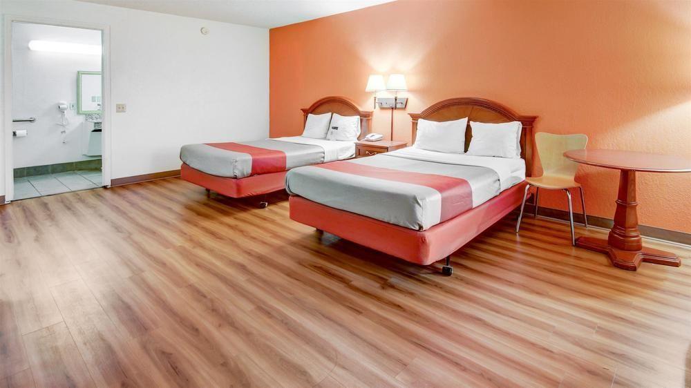 Red Roof Inn Форсайт Экстерьер фото